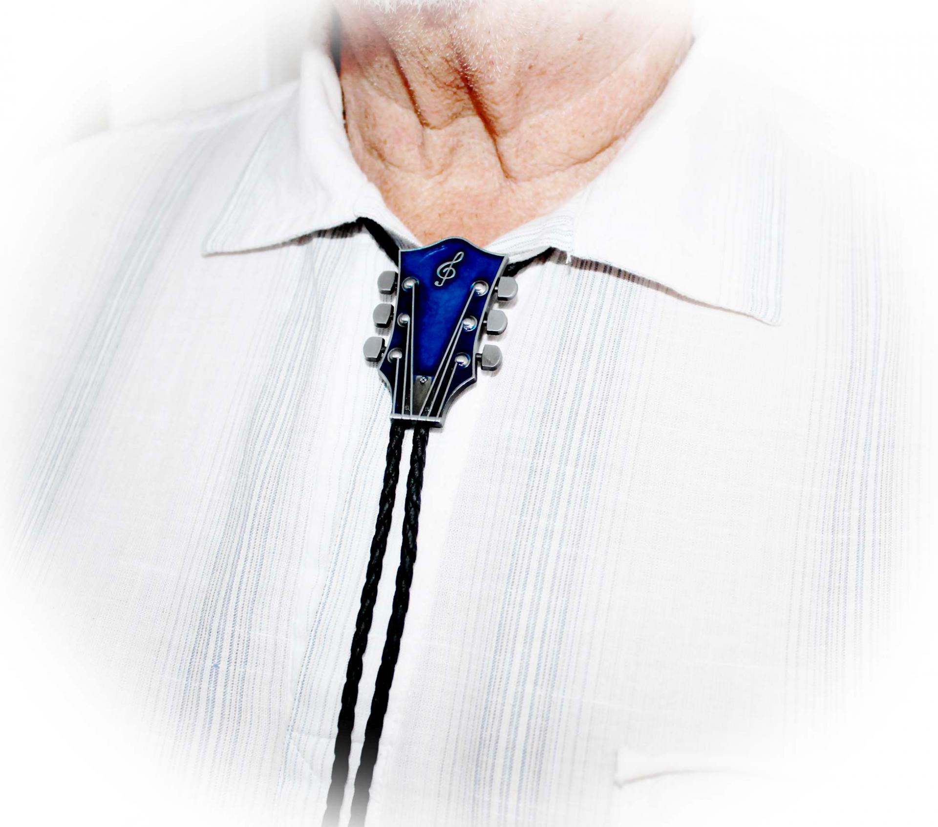 necktie bolo